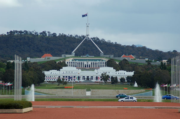 Labor vows to support Forsyth Recommendations