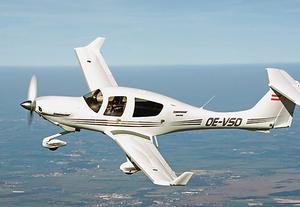 Diamond's 4-5 seat single, the DA50. (Diamond Aircraft)