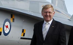 Tourism Minister Martin Ferguson during a visit to Woomera. (Defence)