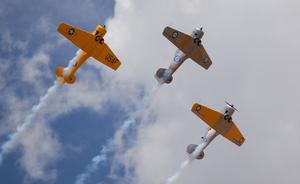The Southern Knights were one of several star attractions at the first Warbirds Downunder at Temora in 2011. (Steve Hitchen)