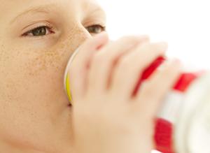 In the 12 months to October 2012, Australians bought 1.28 billion litres of carbonated/still drinks with sugar, with regular cola drinks being the most popular.