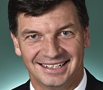 Portfolio revamp, Angus Taylor new industry minister