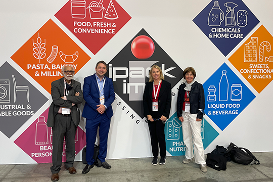 A record 400 journalists attended the show, among them International Packaging Press Organisation members (from left) Naresh Khanna (India), Steven Pacitti (UK), Lindy Hughson (Australia) and Dominique Huret (Belgium).