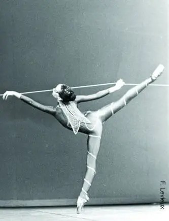Lucinda Dunn. Image via Prix de Lausanne