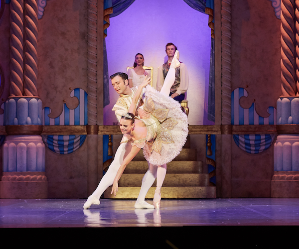 Matthew Lehmann (Nutcracker Prince) and Claire Voss (Sugar Plum Fairy) in The Nutcracker. Photo: Sergey Pevnev.