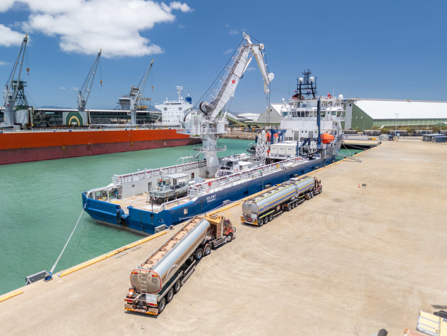 Viva Energy tankers line up to fuel ADV Reliant with renewable diesel.
Credit: Defence / LCDR BJ Glover