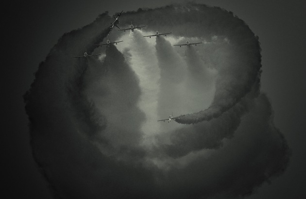 AL Fursan Aerobatic team of UAE performed an amazing airshow during the National day.
Copyright: © Manny Fajutag, Philippines, Shortlist, Open, Motion (Open competition), 2018 Sony World Photography Awards