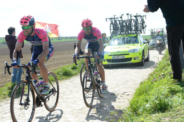 Davide Cimolai and Mario Faria Da Costa of Italian team Lampre-Merida, the other team on disc brake equipped bikes at the Paris-Roubaix in April. Photo by Sirotti.