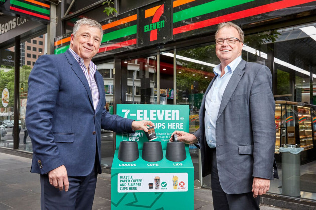 7-Eleven CEO and MD, Angus McKay, with Simply Cups MD, Rob Pascoe.