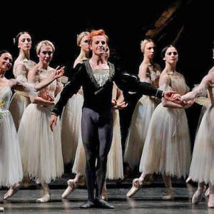 Steven McRae with fellow Australian dancer Claudia Dean.