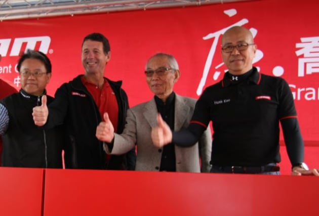 Henk Kao on right, pictured here with Merida CEO Michael Tseng, SRAM co-founder Stan Day and Giant's founder King Liu at the opening of the SRAM Asia Development Centre in Taichung, Taiwan.