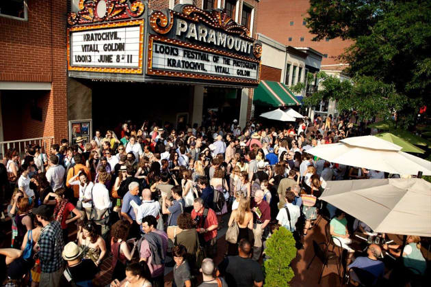 Attendees gather outside the historic Paramount Theater in downtown Charlottesville at LOOK3. © John Ramspott.