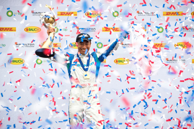 A record run in the Final Four at Indianapolis made Yoshi Muroya the first Japanese pilot to win a Red Bull Air Race World Championship. (Pedrag Vuckovic / Red Bull Content Pool)