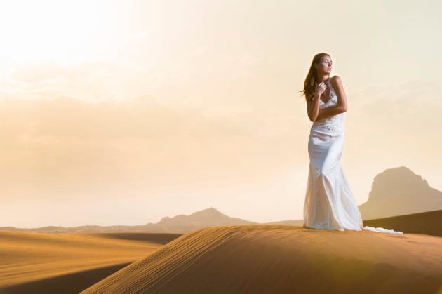 Just outside Dubai for the launch of the Nikon D750, using Elinchrom Ranger RX with a beauty dish modifier. © Brett Florens.