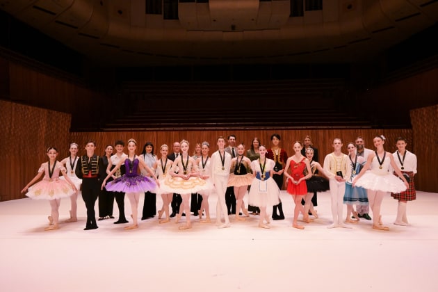 2025 Sydney Eisteddfod Ballet Gala Finalists with Adjudicators. Photo by BWP Studios