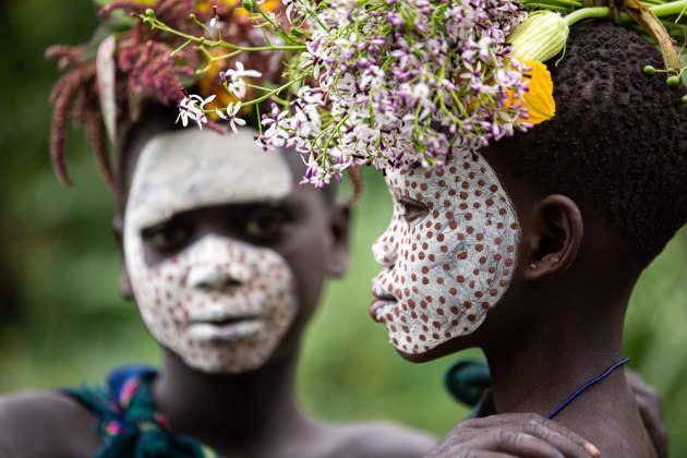 amazing-creativity-in-the-suri-village