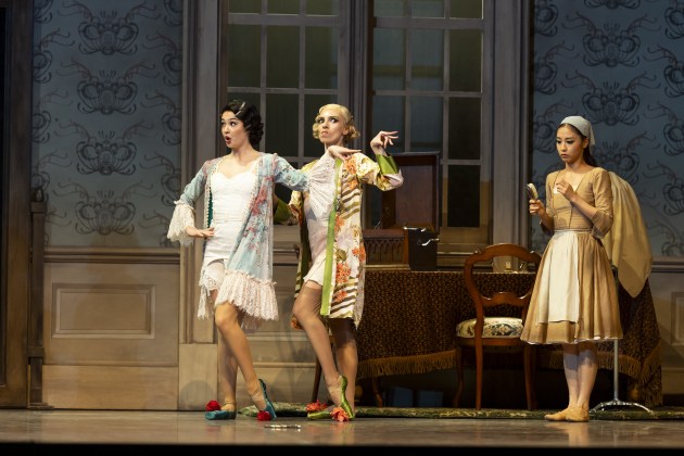 West Australian Ballet's Cinderella. Image by Matt Jelonek