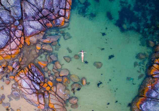 Bay of Fires, Tasmania. © Jason Futrill.