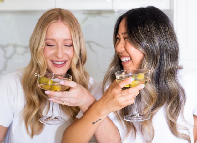 Sip’er founders and adventurous drinkers Bree Nicholls and Jenny Cheng.