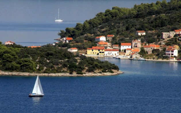 Koranti sailing. Photo Mariner Boating.