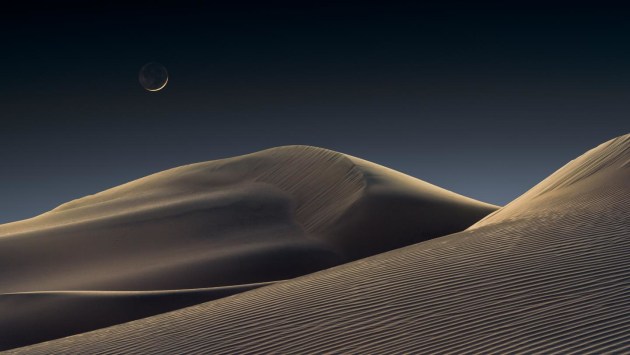 © 'Luna Dunes' by Jeffrey Lovelace - winner of the Skyscapes category - Astronomy Photographer of the Year 2021