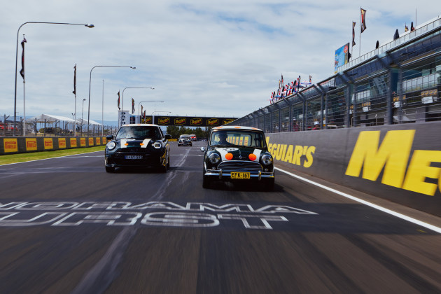 Mini Celebrates 60th anniversary of Bathurst win1