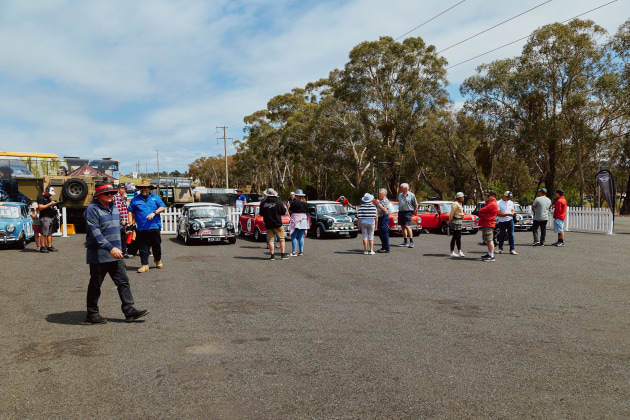 Mini Celebrates 60th anniversary of Bathurst win4