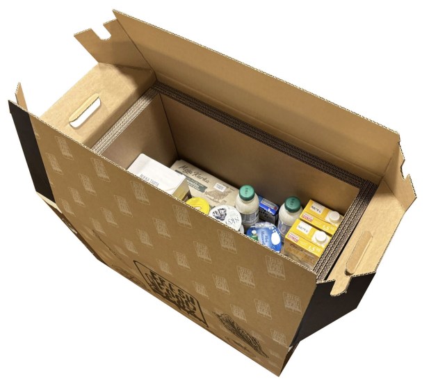 Mondi’s FreshFood Box: robust, multi-layer, thick-walled cardboard box designed for chilled grocery delivery.