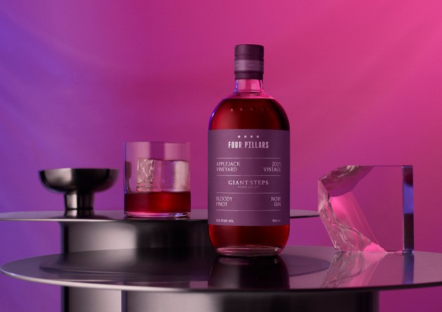 Four Pillars Gin has done it again, with the release of its new Bloody Applejack Pinot Noir Gin 2025, the latest in Four Pillars Single Vineyard series, in collaboration with Giant Steps.
Source: Four Pillars