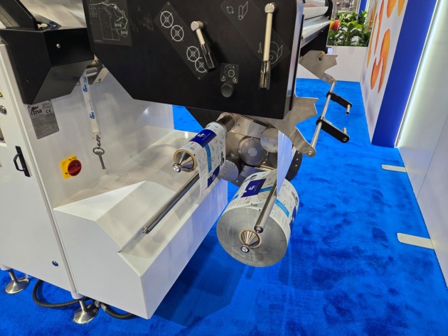 tna VFFS bagging machine’ s automatic splicer