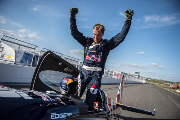 Martin Sonka celebrates after winning the fifth round of the 2018 Red Bull Air Race World Championship in Kazan, Russia. (Predrag Vuckovic / Red Bull Content Pool)