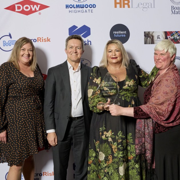 SCHÜTZ Australia recognised with the 2025 Circular Economy Award by Chemistry Australia. Alan Barham, MD, (second from left) and Jodie Kerr, Sustainability and New Business project manager (second from right) picked up the trophy.