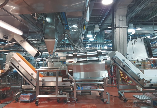 The Spray Dynamics system from Heat and Control improved spice coverage and reduced waste for Maple Lodge Farms.