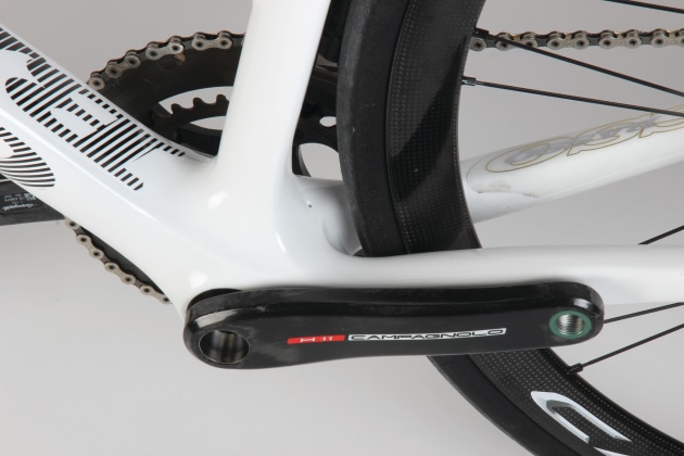 Theres room behind that 86mm bb for some nice 28mm rubber.