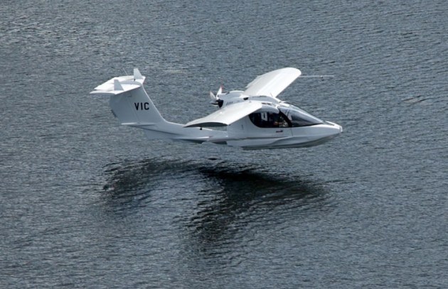 Vickers' Aircraft's Wave amphibian will meet the FAR Part 22 standard for Light Sport Aircraft. (Vickers Aircraft)
