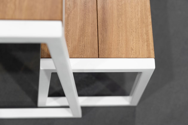 vivienne-wong-benchset-detail.jpg