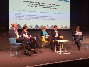 AUSPACK panel wrestles with recycling