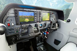 Textron introduces G1000 NXi to Piston Range