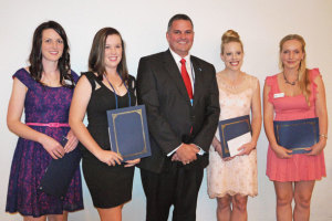 Airservices, AWPA announce flight scholarship winners