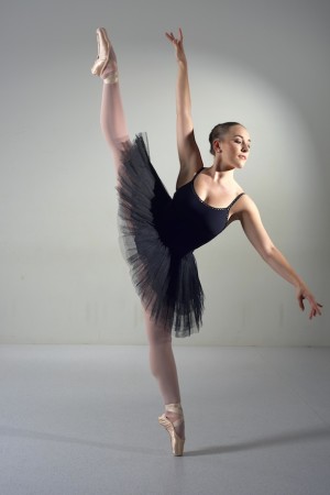 WAAPA students to dance in SYNC