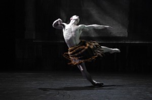 Australian dancers take out UK awards