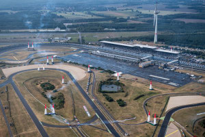 Hall aims for Second Straight Win in Germany