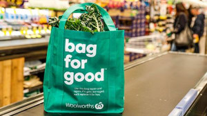 Woolies single-use bag ban starts today