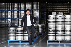  Brambles takes 100% stake in Kegstar 