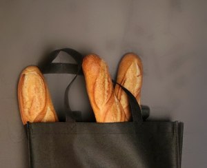 French bakery Laurent phases out plastic bags