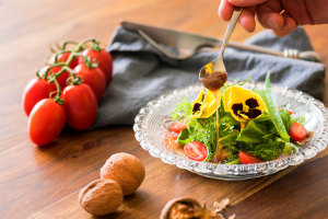 Low carb ready meal maker collapses