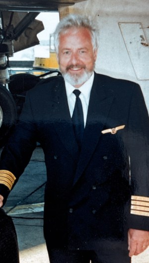 Captain Trevor Thom Remembered as Training Pioneer, Airline Captain and Mentor