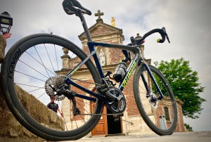 Flanders Tested: 2020 Specialized Roubaix On The Cobbles