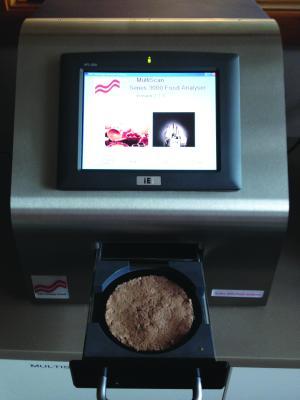 Measuring moisture in meat