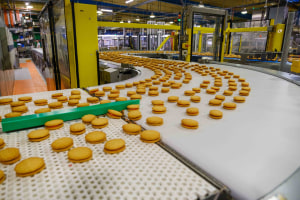 Arnott’s and Qld government sign power deal